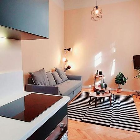 A+ Budapest Downtown Apartments Akacfa Extérieur photo