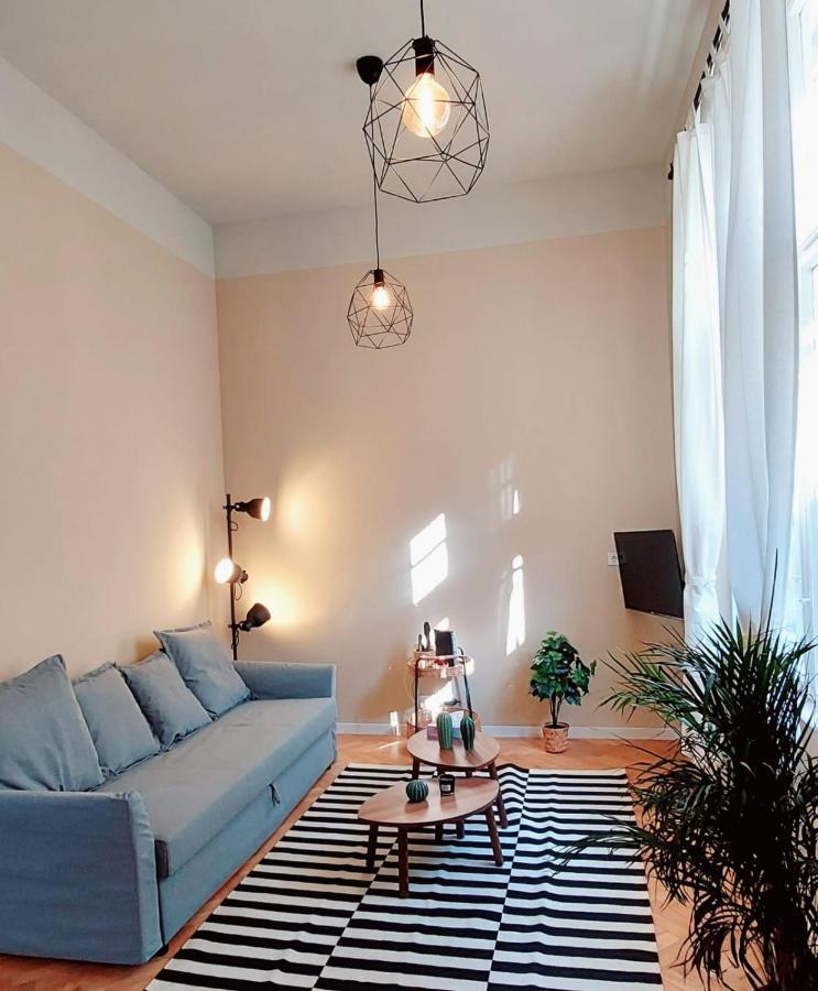 A+ Budapest Downtown Apartments Akacfa Extérieur photo