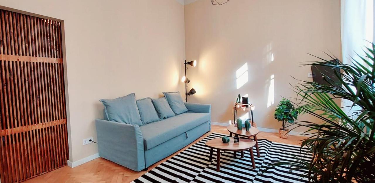A+ Budapest Downtown Apartments Akacfa Extérieur photo